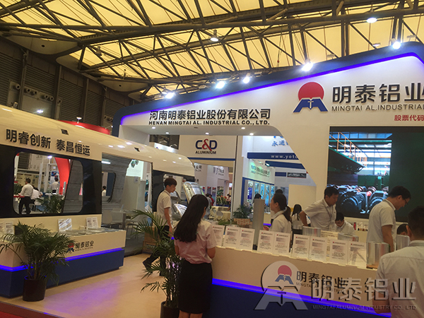 91香蕉下载IOS铝业铝展会现场