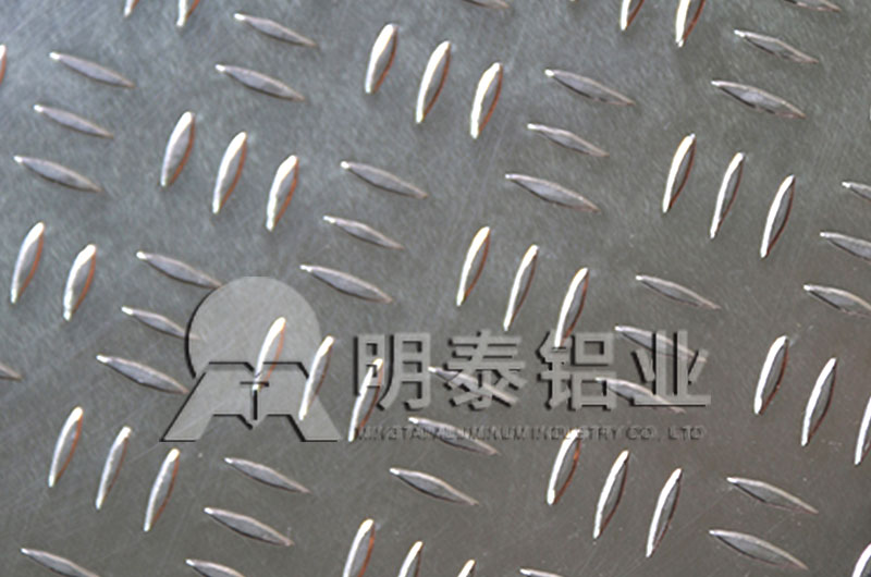 地铁|公交|楼梯防滑用三条筋花纹91香蕉视频网站