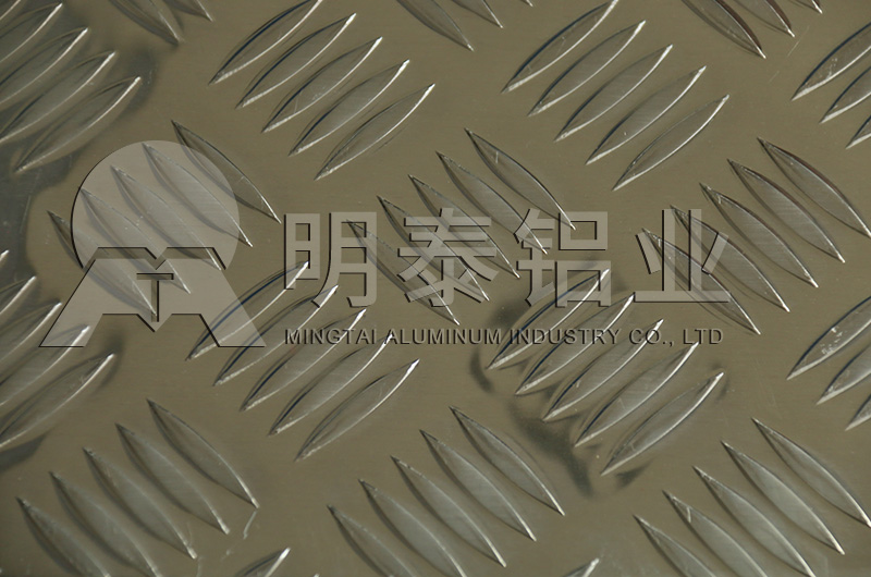 小五条筋花纹91香蕉视频网站性能优良_价格低